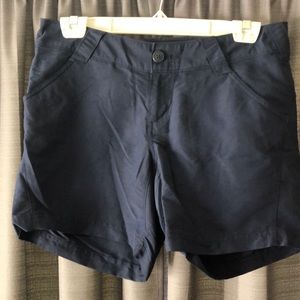 Columbia navy shorts